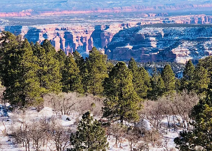 Cedar Canyon Condos